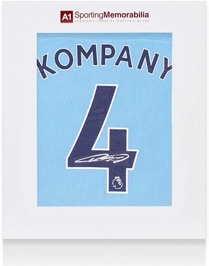Vincent Kompany potpisao majicu Manchester City - 2020-21, broj 4 - Poklon kutija - Autografirani nogometni dresovi