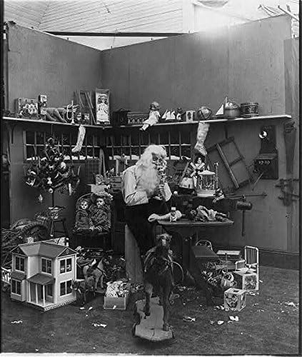 PovijesneFindings Foto: Djed Mraz, djeca, igračke, Božić, Xmas, odmor, telefon, radionica, C1906