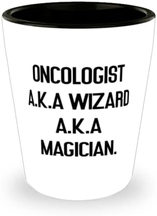 Savršeni pokloni za onkologa, onkolog zvani Čarobnjak zvani mađioničar, zabavna čaša za kolege od prijatelja
