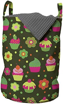 Vrećica za pranje rublja za muffine, cupcakes sa šlagom i trešnjama na vrhu kao nasumične točkice i cvijeće, košara za rublje s ručkama